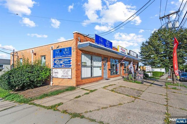 744 Paterson, East Rutherford, NJ 07073