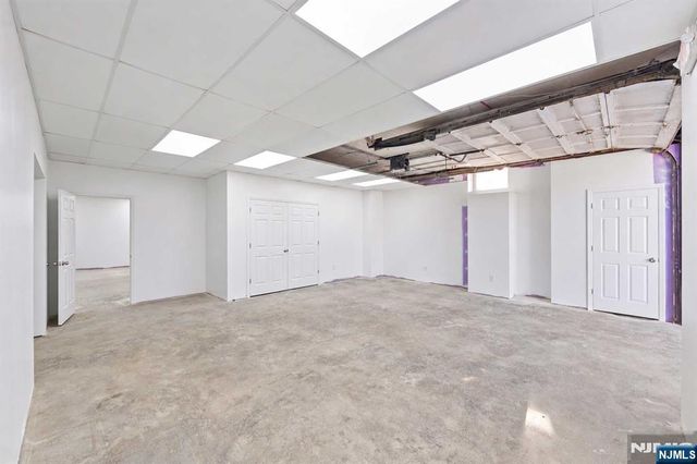 744 Paterson, East Rutherford, NJ 07073