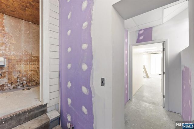744 Paterson, East Rutherford, NJ 07073