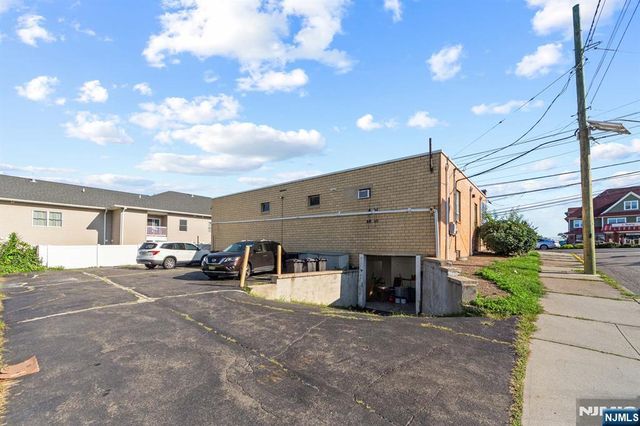 744 Paterson, East Rutherford, NJ 07073