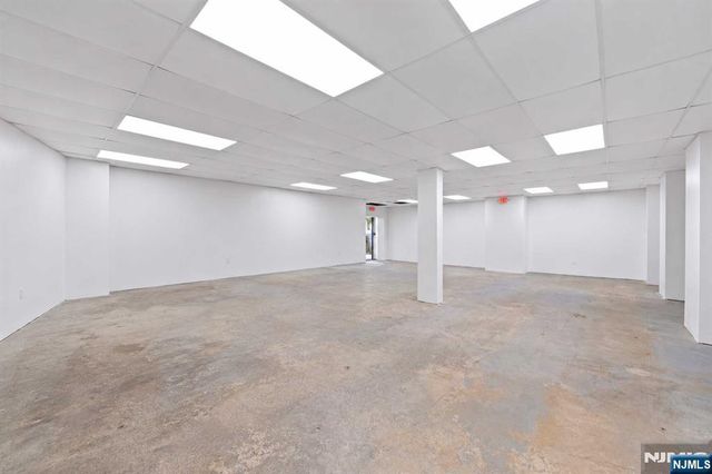 744 Paterson, East Rutherford, NJ 07073
