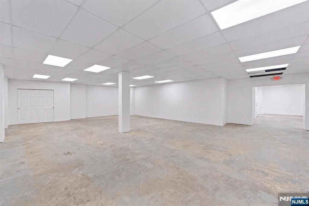 744 Paterson, East Rutherford, NJ 07073