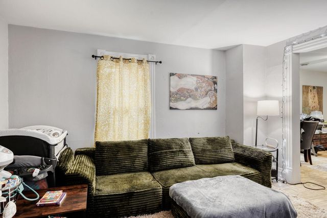 2706 15th Avenue S, Minneapolis, MN 55407