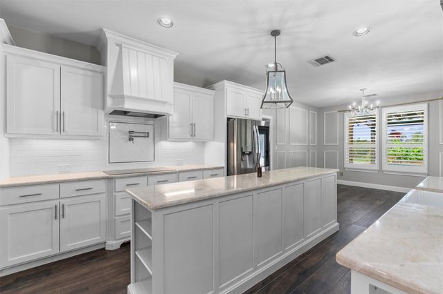 152 Whitney Woods CIR, Georgetown, TX 78633