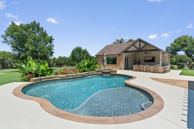 152 Whitney Woods CIR, Georgetown, TX 78633
