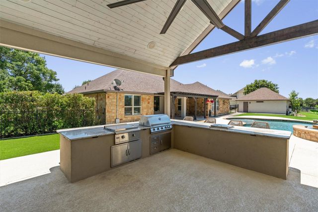 152 Whitney Woods CIR, Georgetown, TX 78633