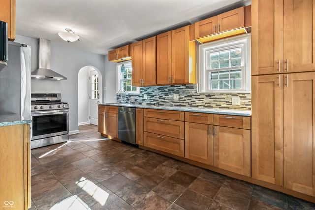 5837 Haverford Avenue, Indianapolis, IN 46220