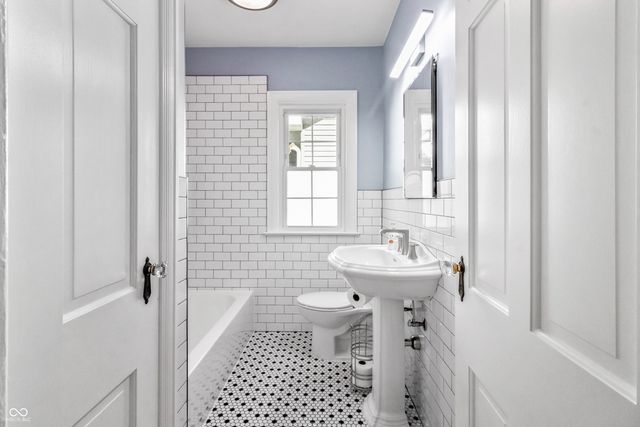 5837 Haverford Avenue, Indianapolis, IN 46220