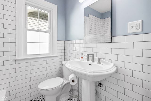 5837 Haverford Avenue, Indianapolis, IN 46220