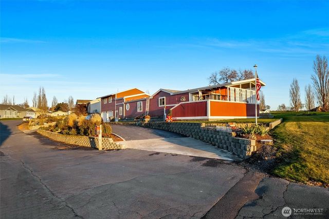 10693 SE Handicap Drive, Warden, WA 98857