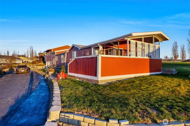 10693 SE Handicap Drive, Warden, WA 98857