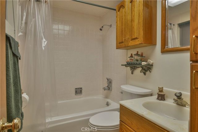 453 Oriole Drive, Twin Peaks, CA 92391