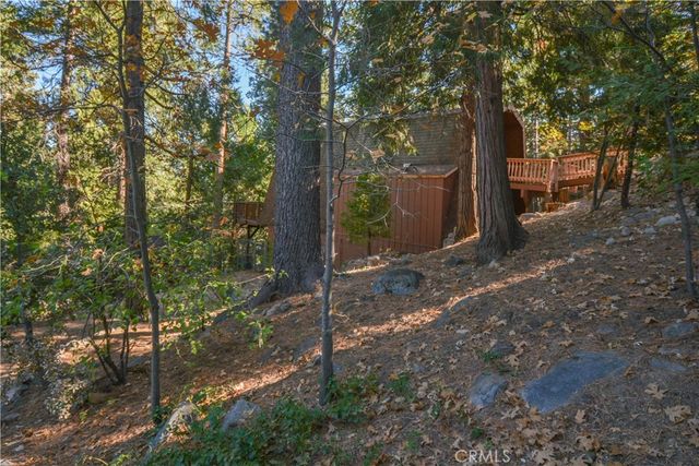 453 Oriole Drive, Twin Peaks, CA 92391