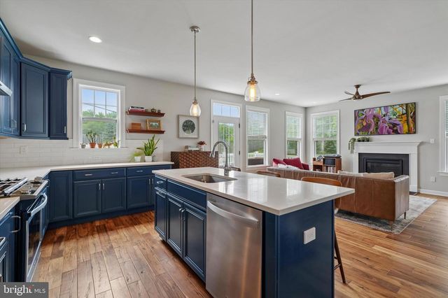 17 FINLEY CT, Lansdale, PA 19446