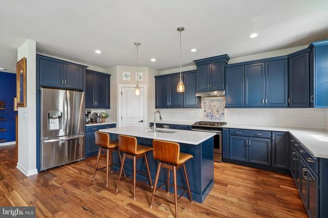 17 FINLEY CT, Lansdale, PA 19446