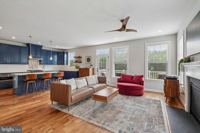 17 FINLEY CT, Lansdale, PA 19446