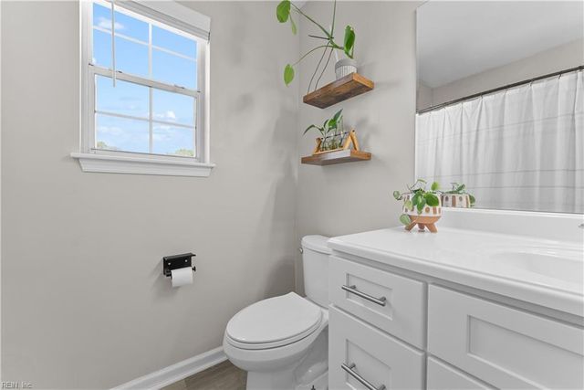 61 Centre Port CIR, Portsmouth, VA 23703