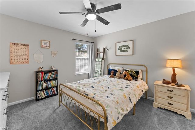 61 Centre Port CIR, Portsmouth, VA 23703