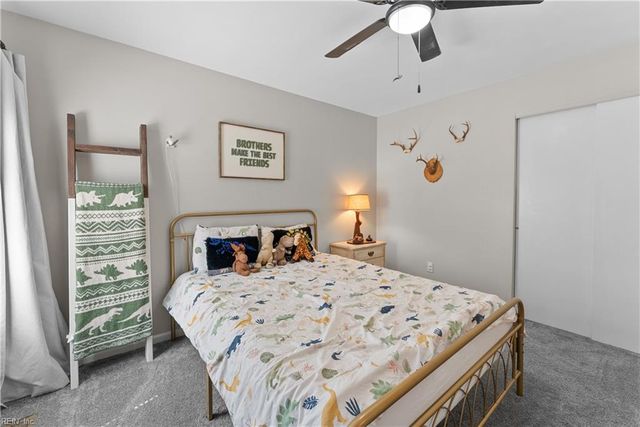 61 Centre Port CIR, Portsmouth, VA 23703