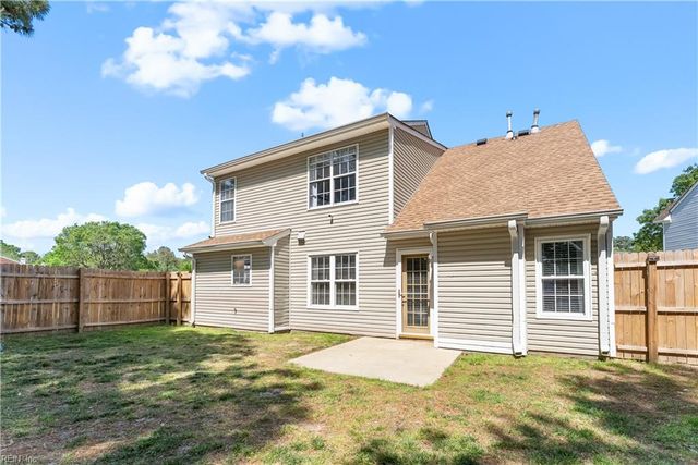 61 Centre Port CIR, Portsmouth, VA 23703