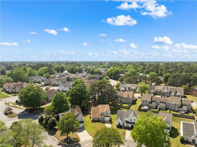 61 Centre Port CIR, Portsmouth, VA 23703