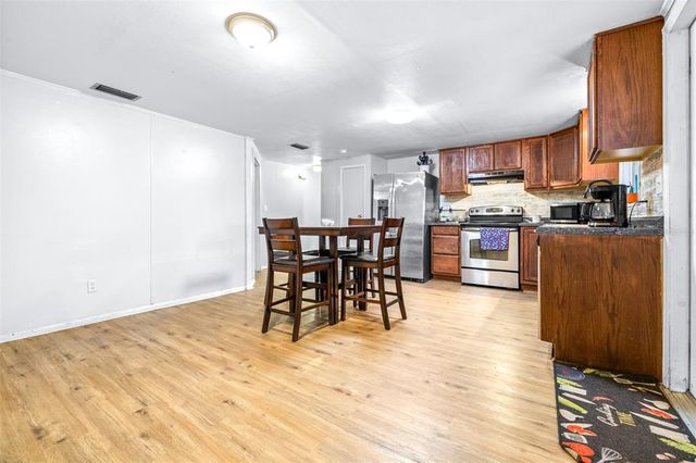 14430 10TH STREET, Dade City, FL 33523