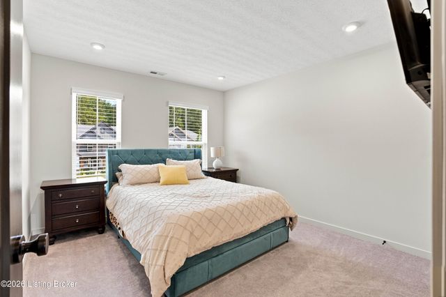 215 Stargaze Dr, Shepherdsville, KY 40165