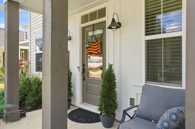 215 Stargaze Dr, Shepherdsville, KY 40165