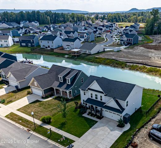 215 Stargaze Dr, Shepherdsville, KY 40165