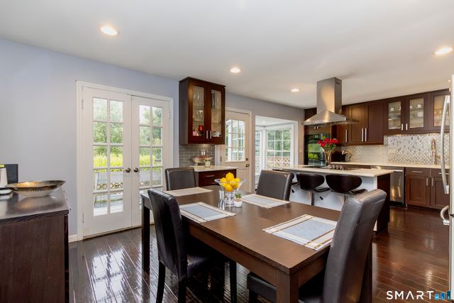 10 Blackberry Lane, Norwalk, CT 06850