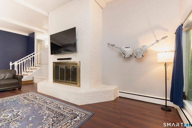10 Blackberry Lane, Norwalk, CT 06850