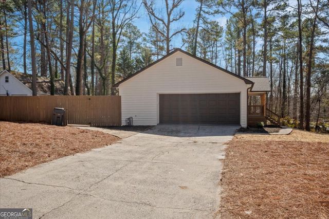 4525 Creekwood Circle NW, Kennesaw, GA 30152