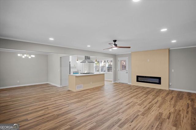 4525 Creekwood Circle NW, Kennesaw, GA 30152