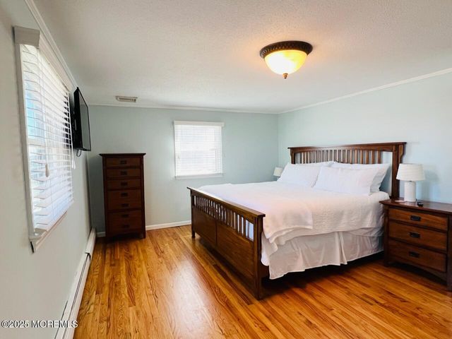 245 24th Avenue, Seaside Park, NJ 08752