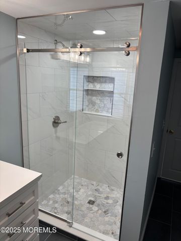 245 24th Avenue, Seaside Park, NJ 08752