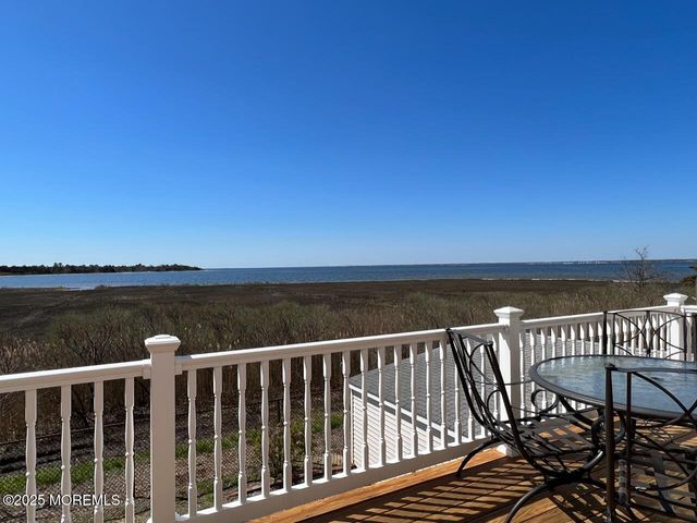 245 24th Avenue, Seaside Park, NJ 08752