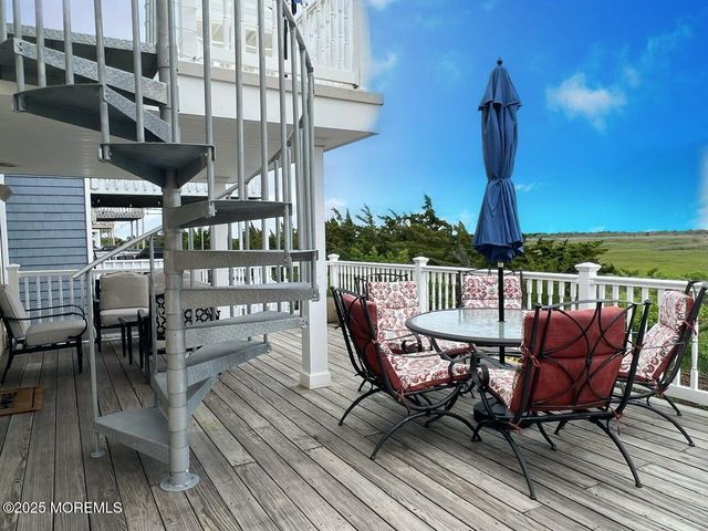 245 24th Avenue, Seaside Park, NJ 08752