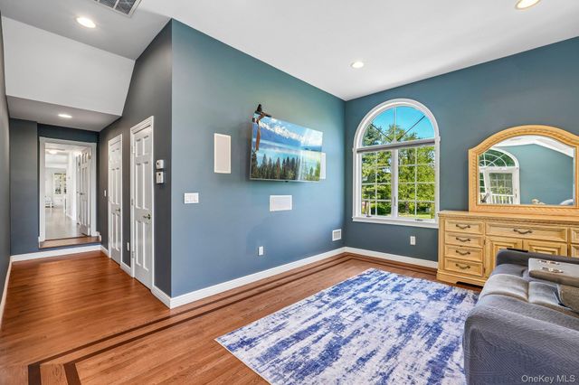 1 Green Tree Road, Yorktown Heights, NY 10598