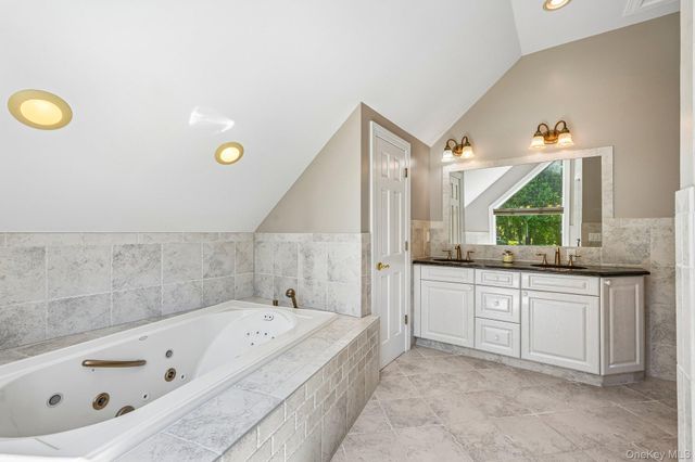 1 Green Tree Road, Yorktown Heights, NY 10598