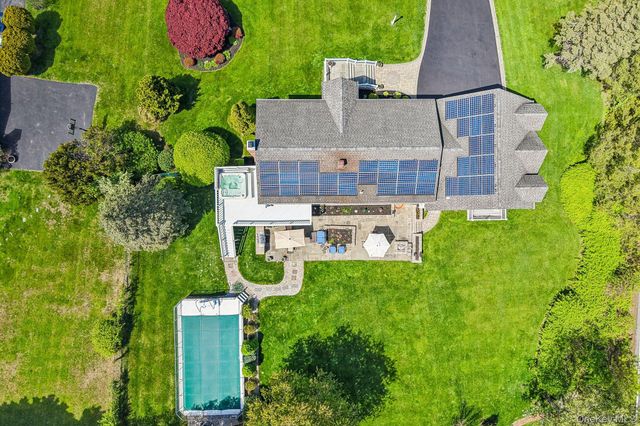 1 Green Tree Road, Yorktown Heights, NY 10598