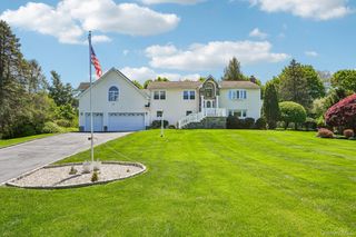 1 Green Tree Road, Yorktown Heights, NY 10598