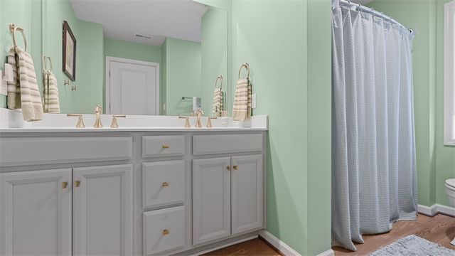 504 Beneficial Dr, Cranberry Twp, PA 16066