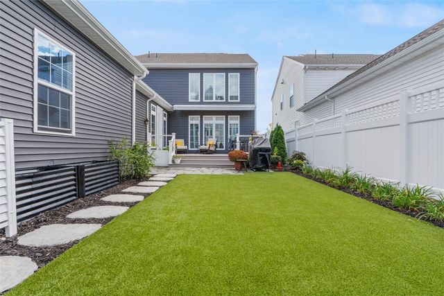 504 Beneficial Dr, Cranberry Twp, PA 16066