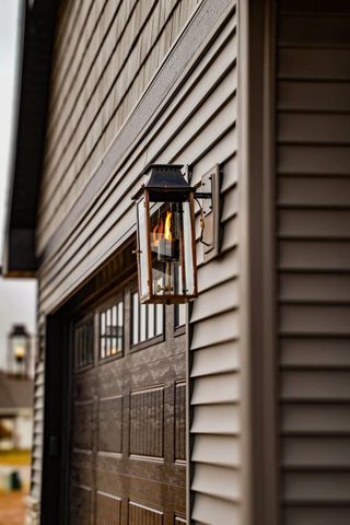 2126 SUMMER BREEZE COURT, Suamico, WI 54313