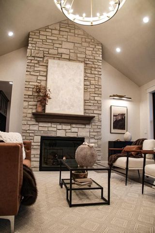 2126 SUMMER BREEZE COURT, Suamico, WI 54313