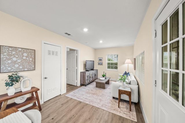 5817 Wilkinson St, Sacramento, CA 95824