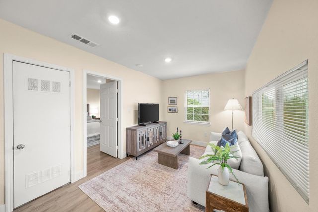 5817 Wilkinson St, Sacramento, CA 95824