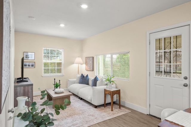 5817 Wilkinson St, Sacramento, CA 95824