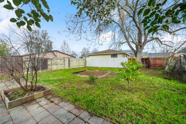 5817 Wilkinson St, Sacramento, CA 95824