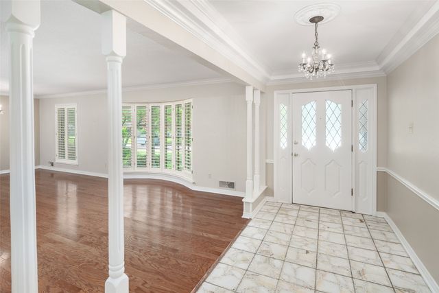 9329 Seagrove Drive, Dallas, TX 75243
